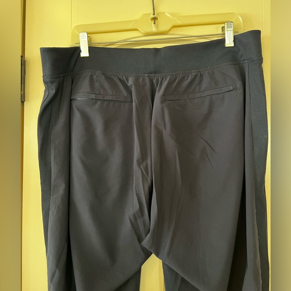 Athleta Brooklyn ankle pant - Picture 7 of 7